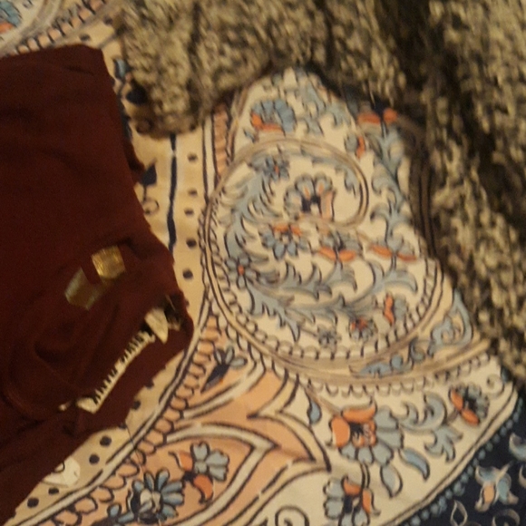 Cropped Hoodie - Picture 4 of 4